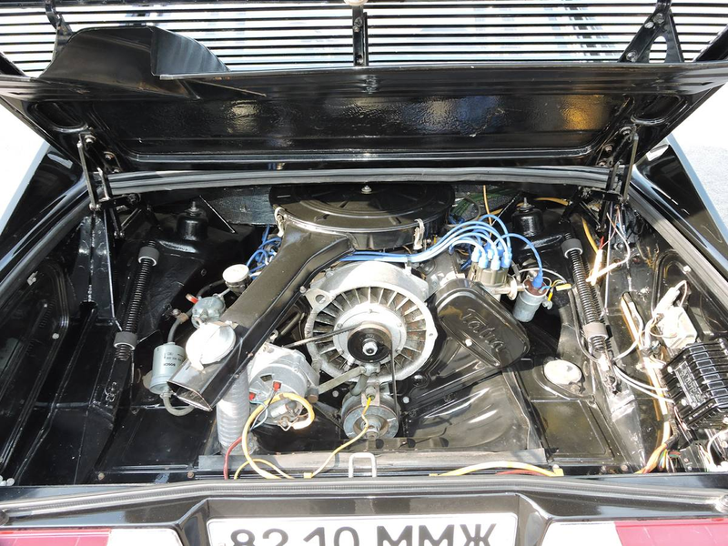 Illustration for article titled For $37,900, Would you Czech Out This 1989 Tatra 613?